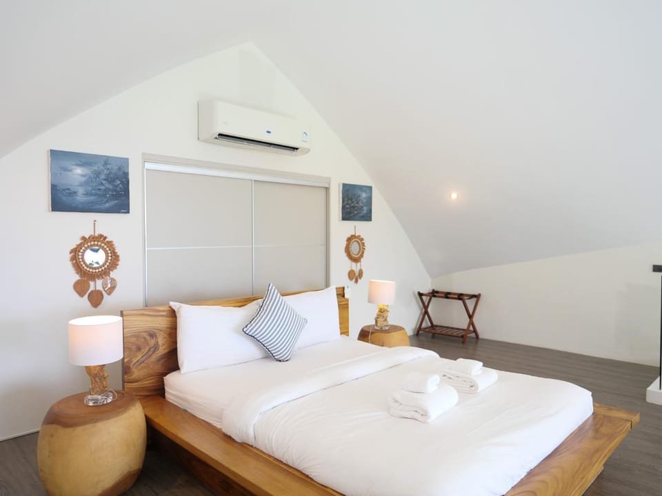 Tropical 3Br Infinity Pool & Sea Jungle View Villa in Ko Samui