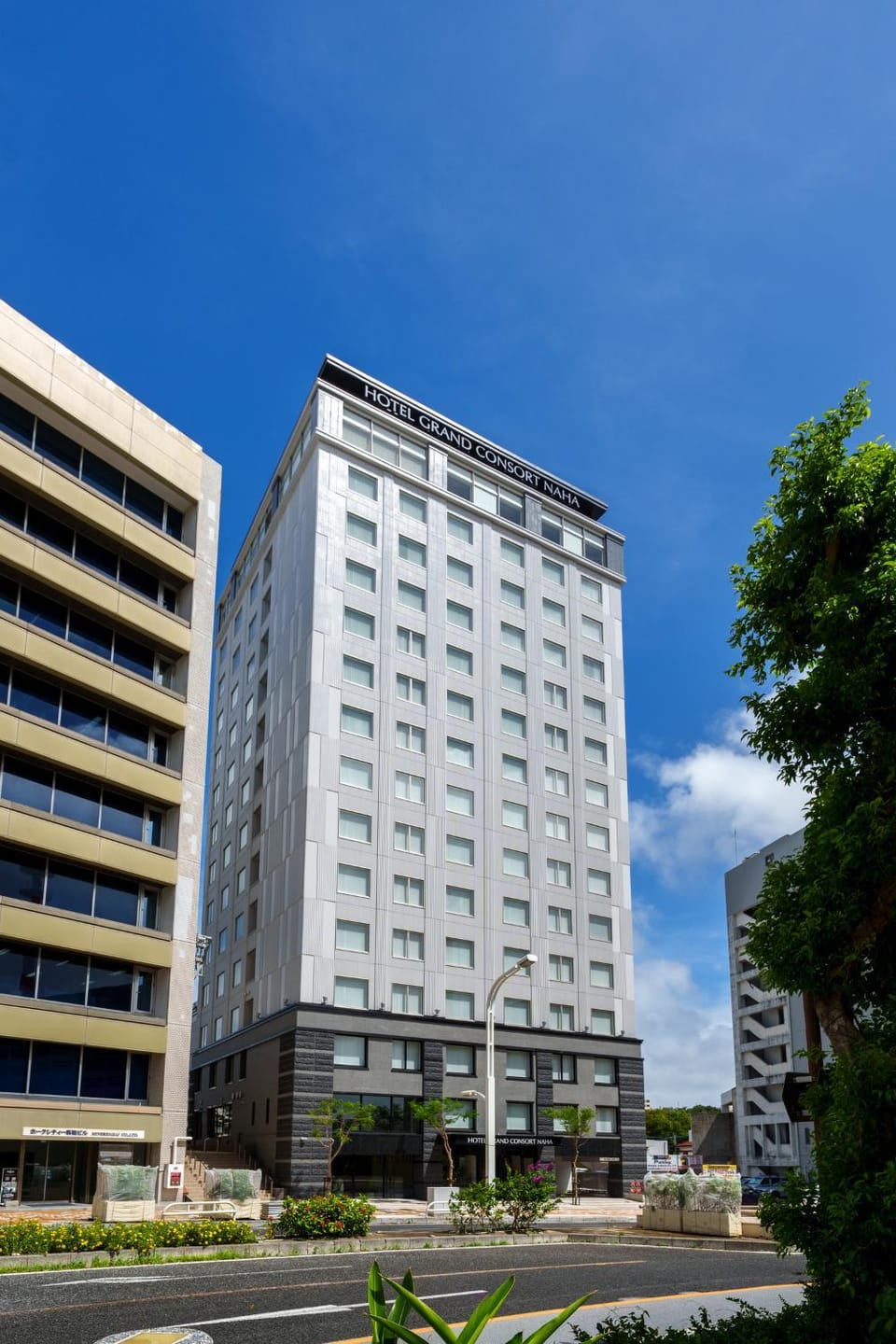 Property building, Day