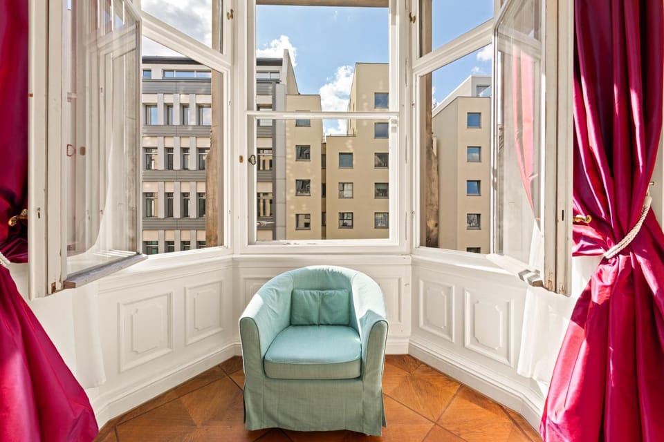 Day, View (from property/room), Bedroom, Time of day