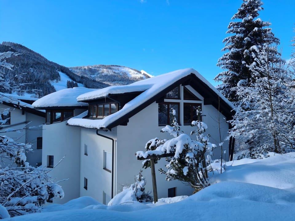 Property building, Natural landscape