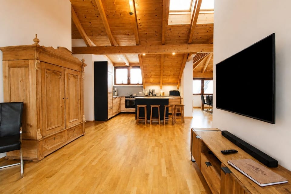 TV and multimedia, Kitchen or kitchenette