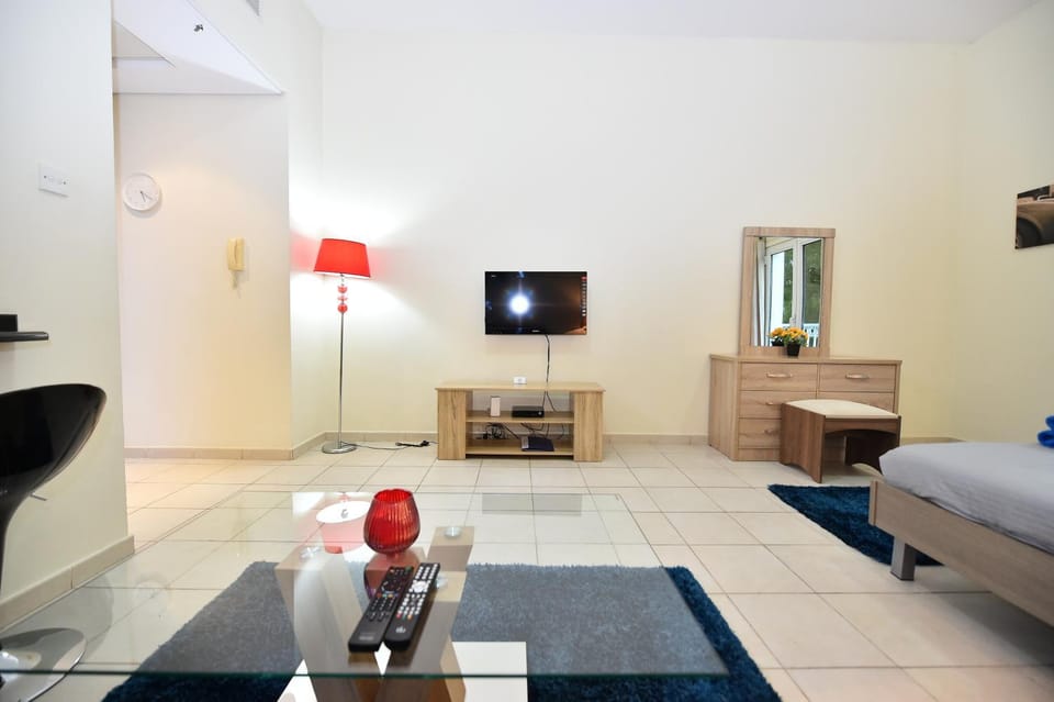 Communal lounge/ TV room, TV and multimedia, Living room, Seating area