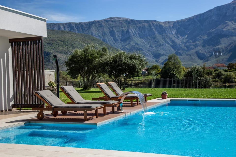 Mountain view, Swimming pool