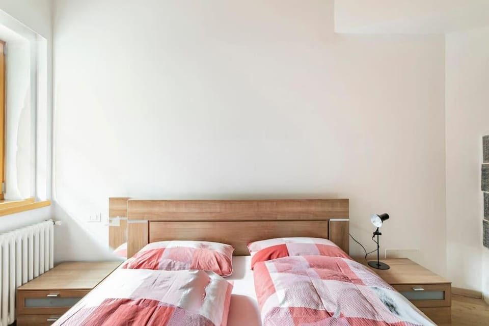 Bed, Bedroom, internet