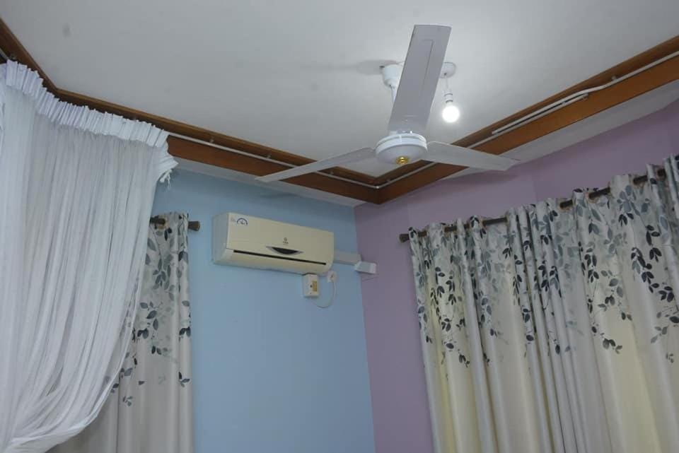 fireplace, air conditioner
