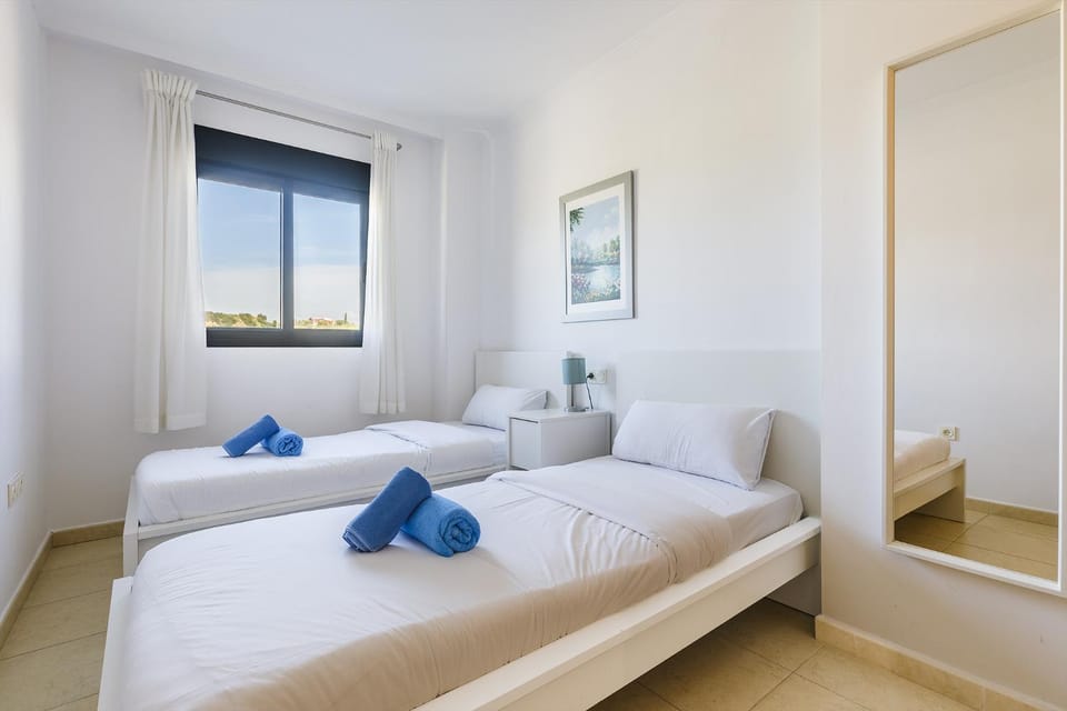 A&N Modern Coast Apartment with Pool & Parking Apartment in Torre del Mar