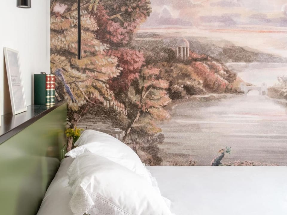 Bed, Decorative detail, Bedroom