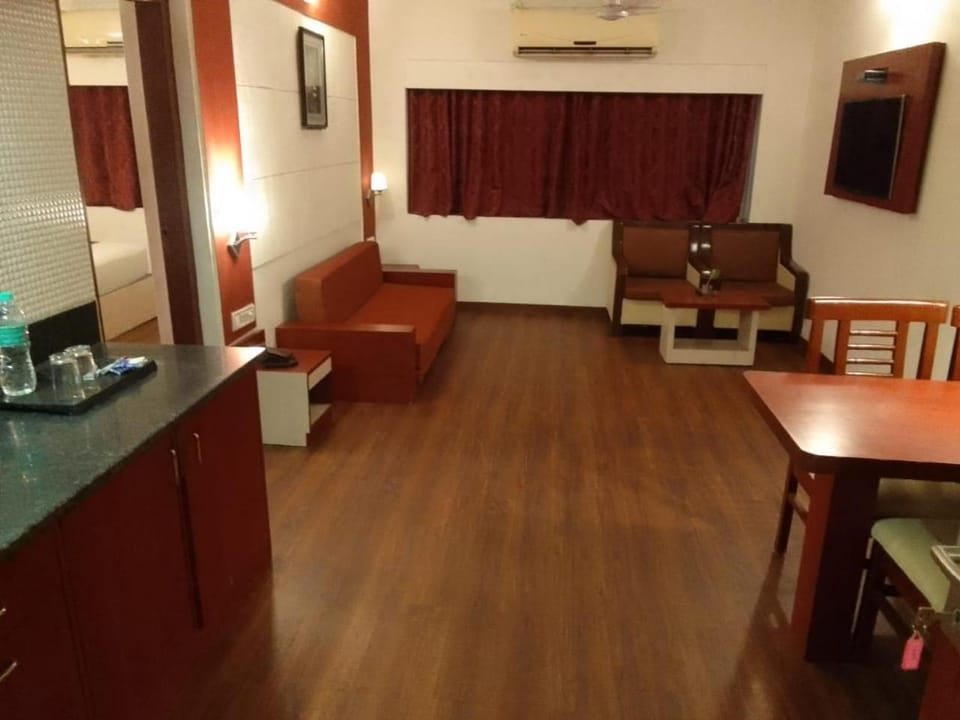 Presidency Landmark Hotel in Gujarat