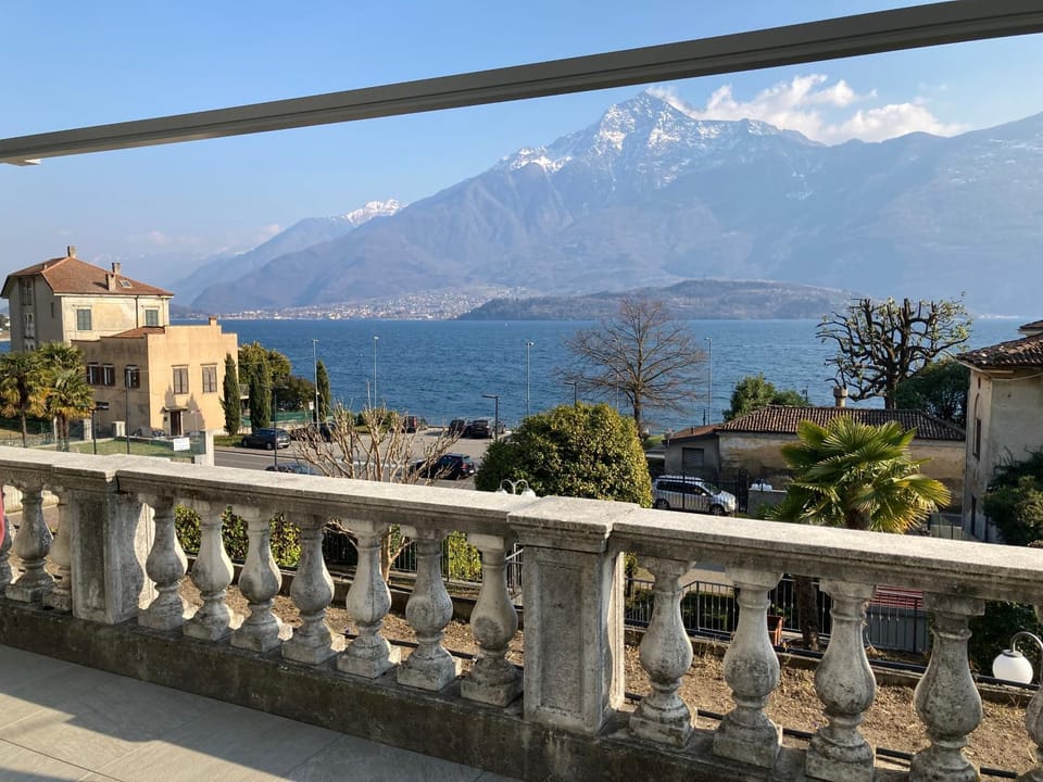 Bird's eye view, Balcony/Terrace, Garden view, Lake view, Mountain view