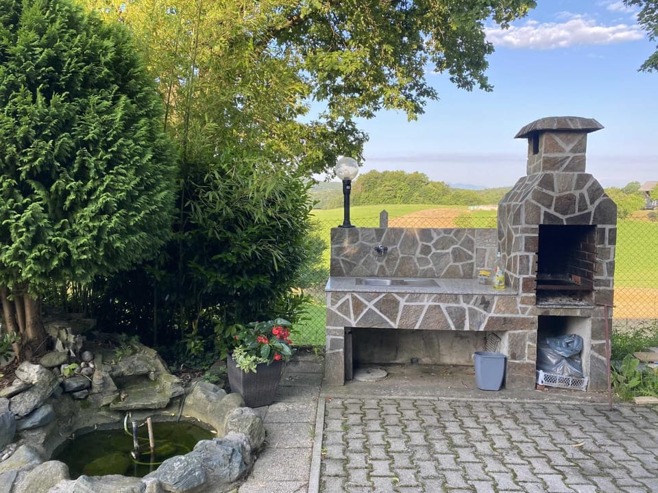 Day, BBQ facilities, Garden