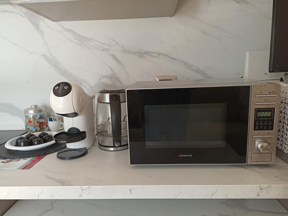 Coffee/tea facilities, Kitchen or kitchenette