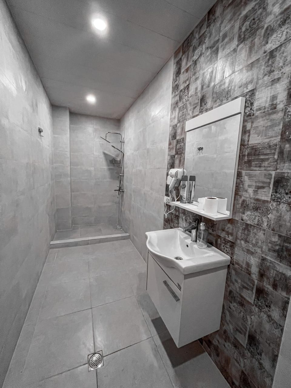 Property building, Bathroom
