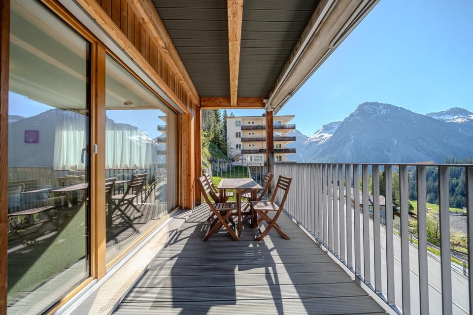 Property building, Day, Natural landscape, View (from property/room), Balcony/Terrace, Mountain view