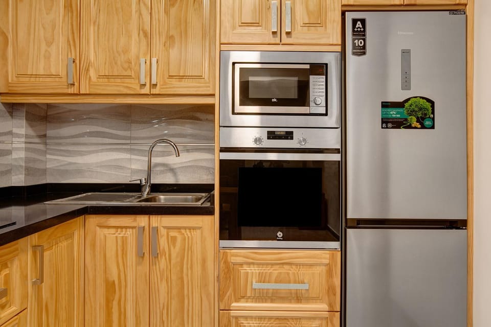 Kitchen or kitchenette, Living room