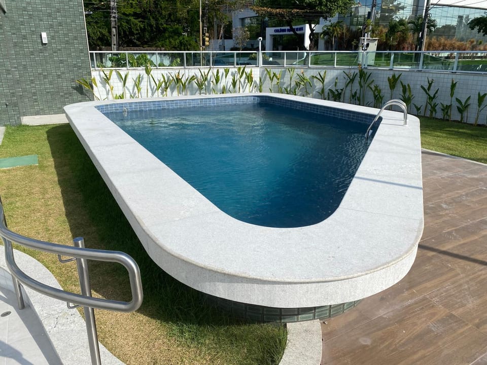Swimming pool, Swimming pool
