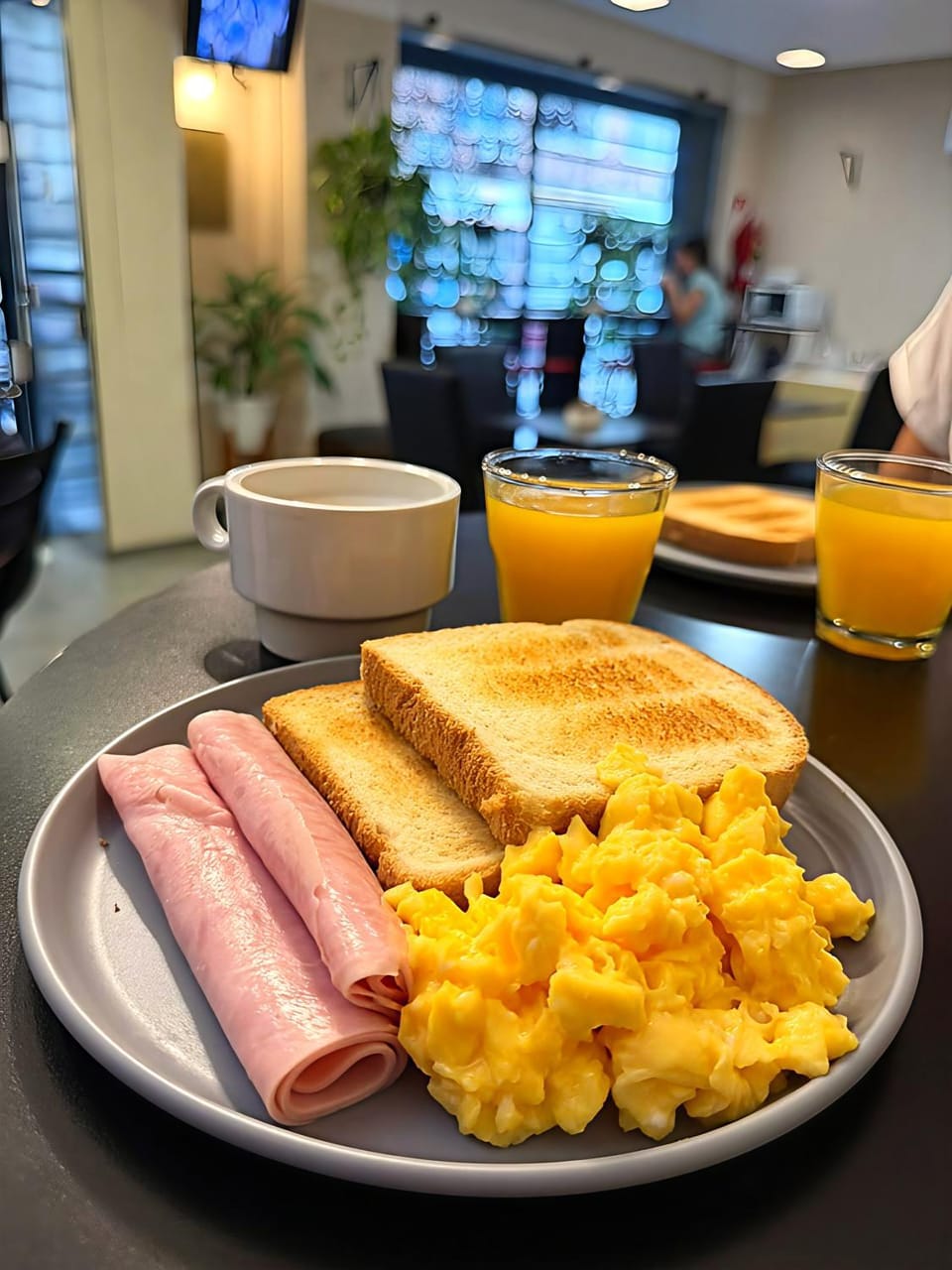 Food and drinks, Breakfast, Continental breakfast, Buffet breakfast