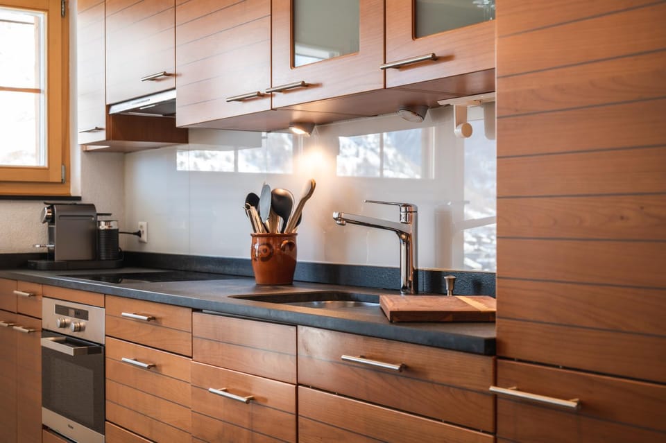 Kitchen or kitchenette, dishwasher, pet friendly, stove