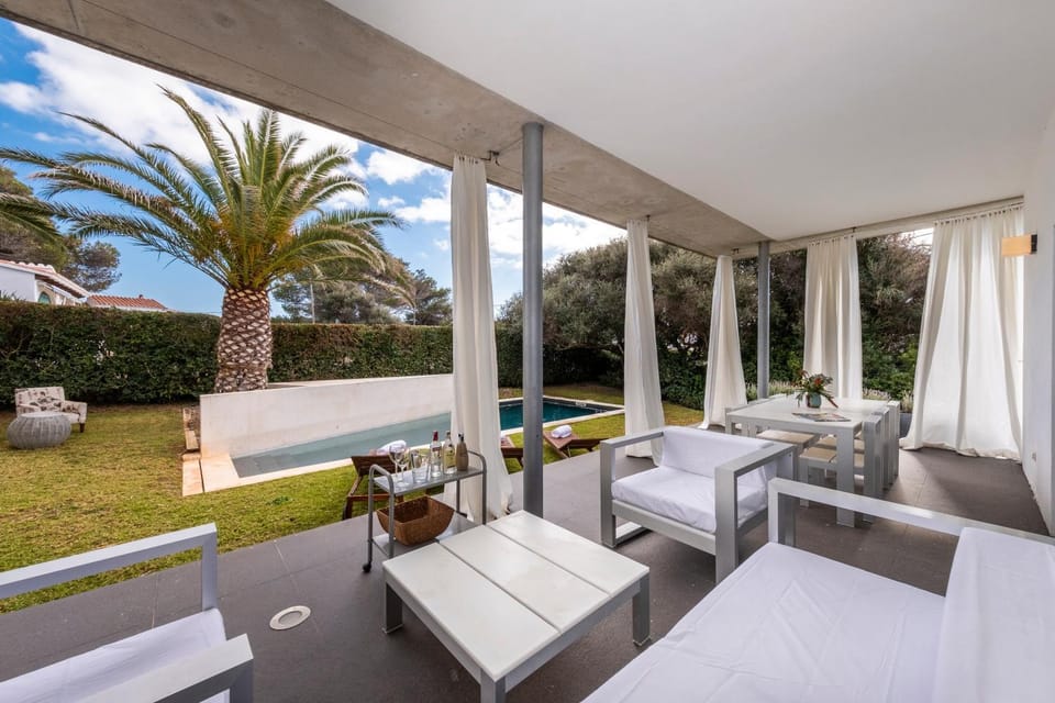VILLA LA PERLA BLANCA, YOUR DREAM IS TRUE Villa in Binibeca