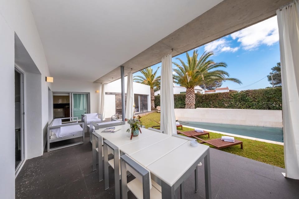 VILLA LA PERLA BLANCA, YOUR DREAM IS TRUE Villa in Binibeca