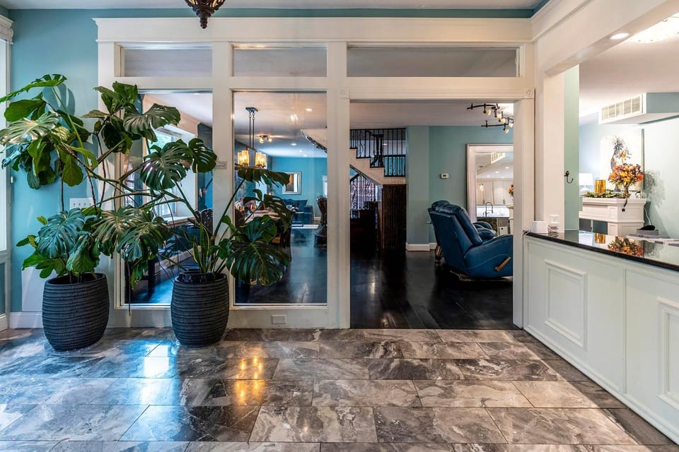 Woodland Spa Sanctuary: Delaware Home w/ Swim Spa House in Ohio