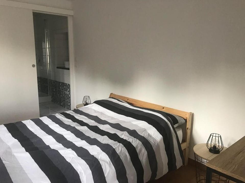 Appartement Rez de villa - Porte des Calanques Apartment in Provence-Alpes-Côte d'Azur