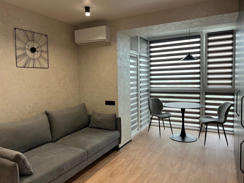 Комфортний люкс з панорамою Netflix Apartment in Ukraine
