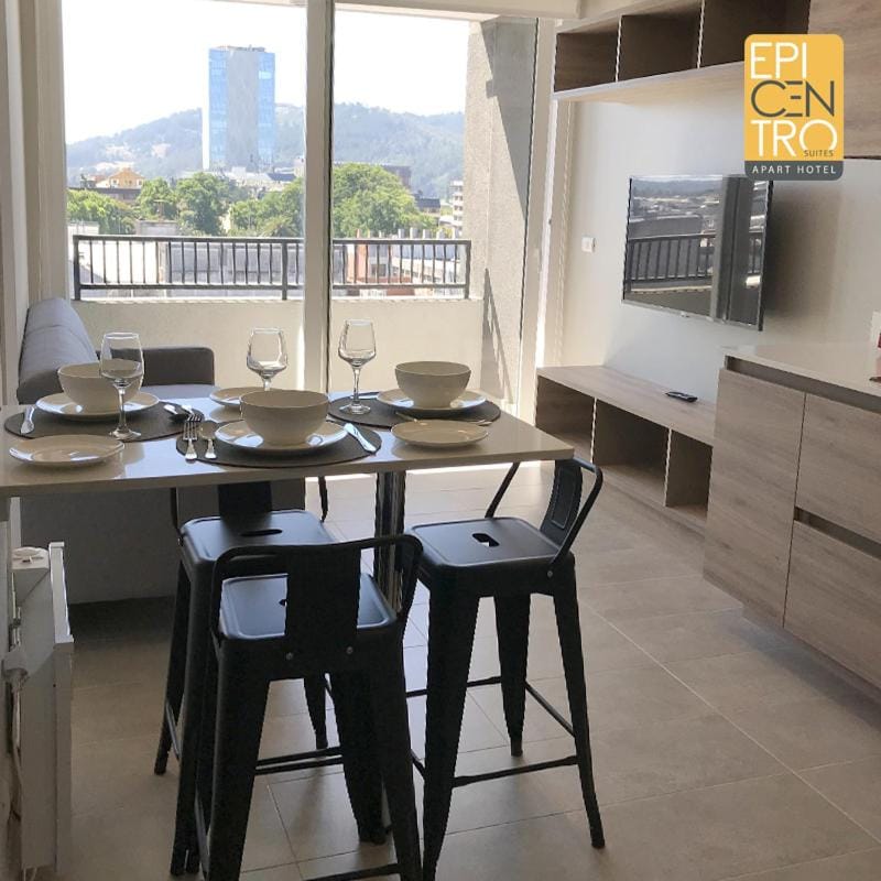TV and multimedia, Balcony/Terrace, Dining area