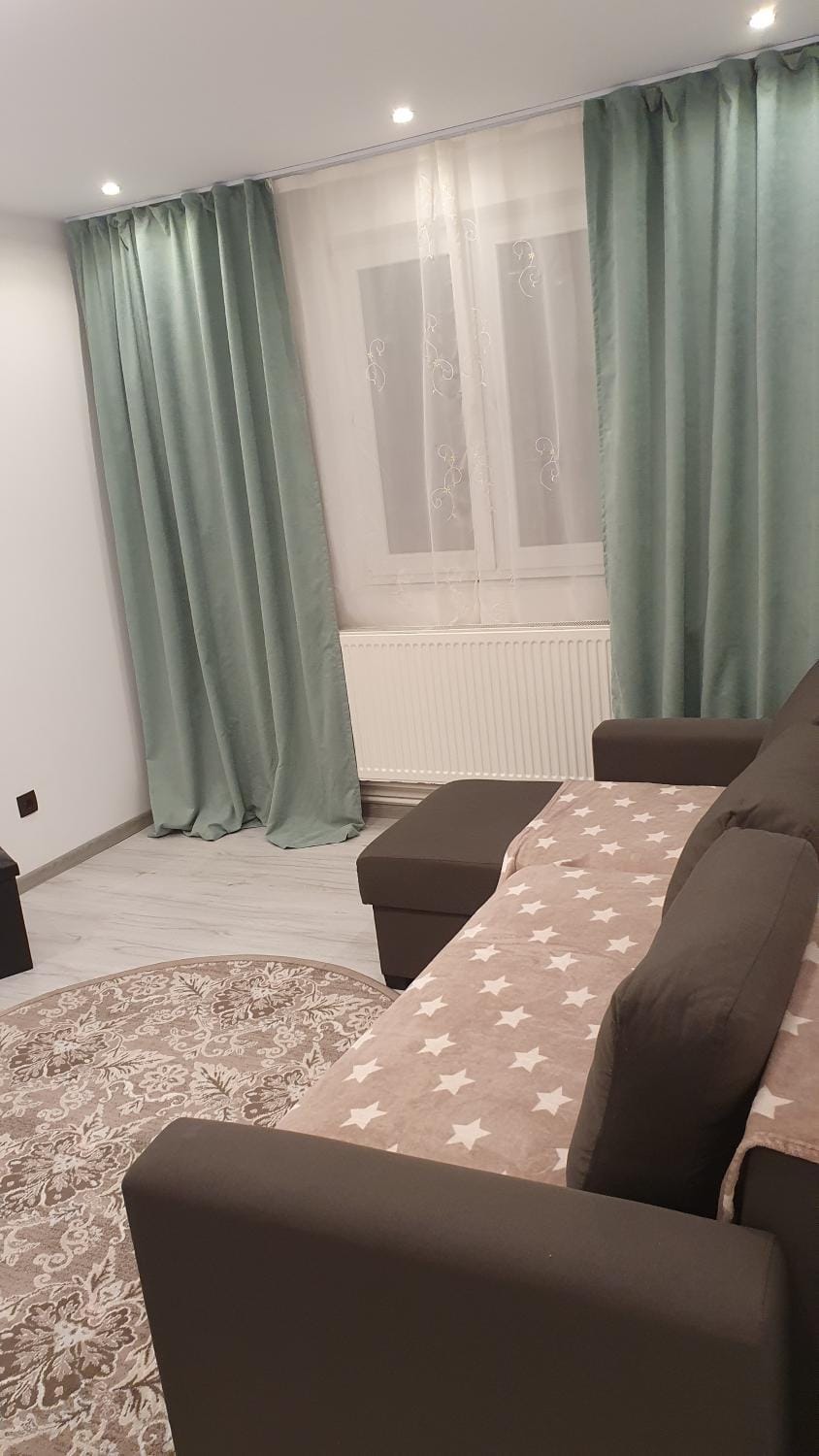 Apartament Ella ,wifi inclus la Straja ,Lupeni ! Apartment in Romania
