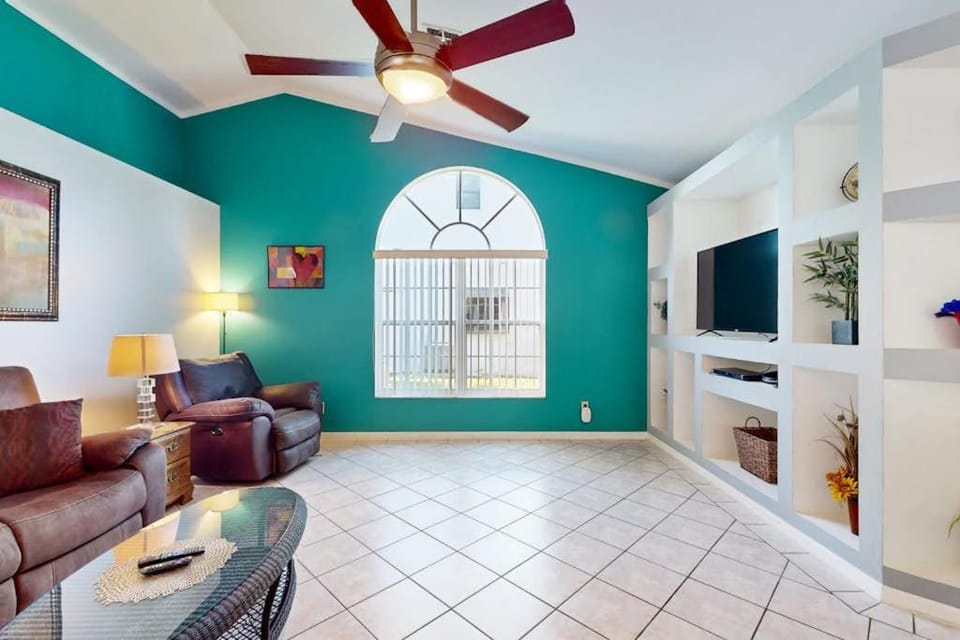 Cape Coral Carnival House in Cape Coral