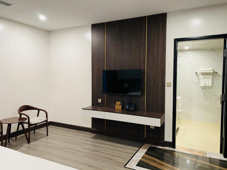 DIAMOND HOTEL VÂN ĐỒN Hotel in Laos