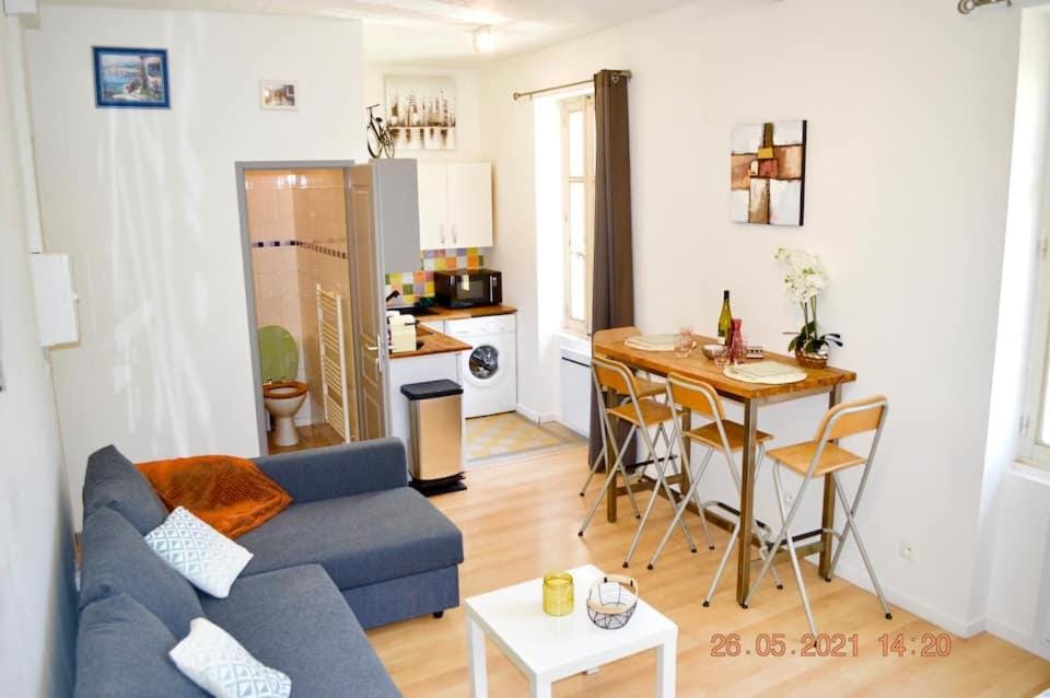 Studio, Bord de Lac, 4 Pers. Apartment in Auvergne-Rhône-Alpes