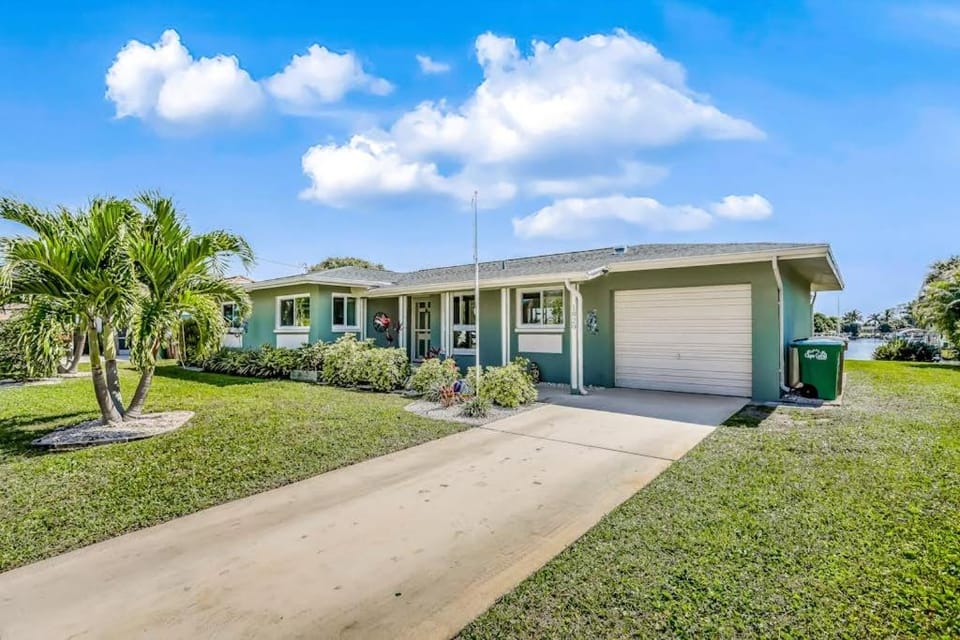 Sunny Side Up House in Cape Coral