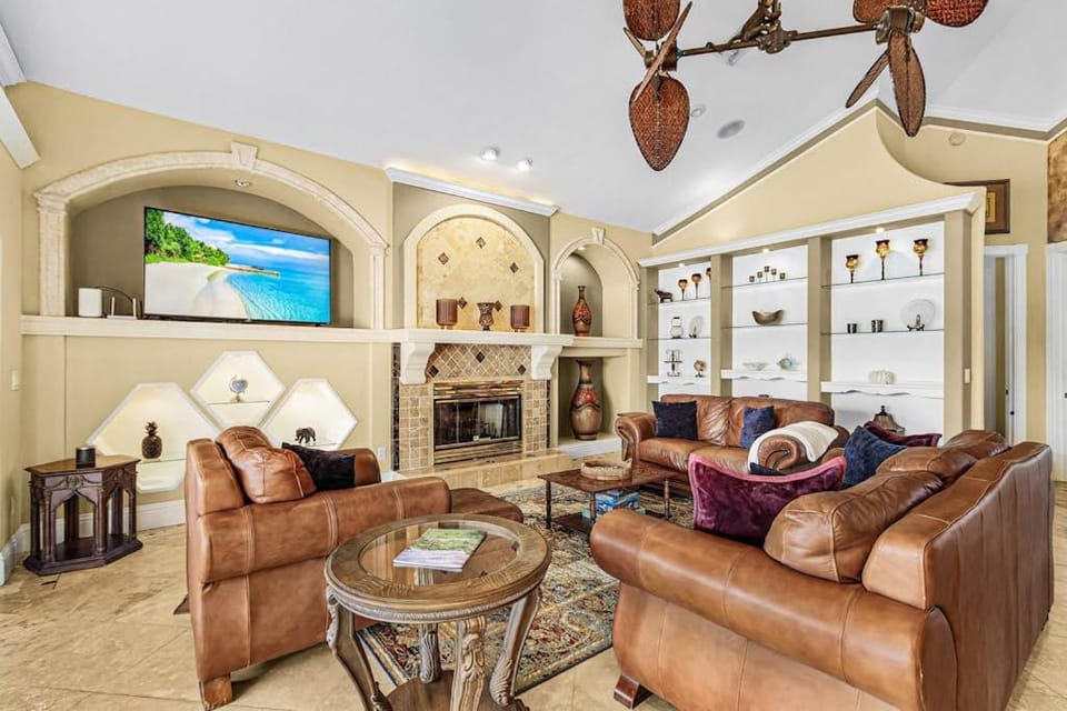 Caloosahatchee Getaway House in Cape Coral