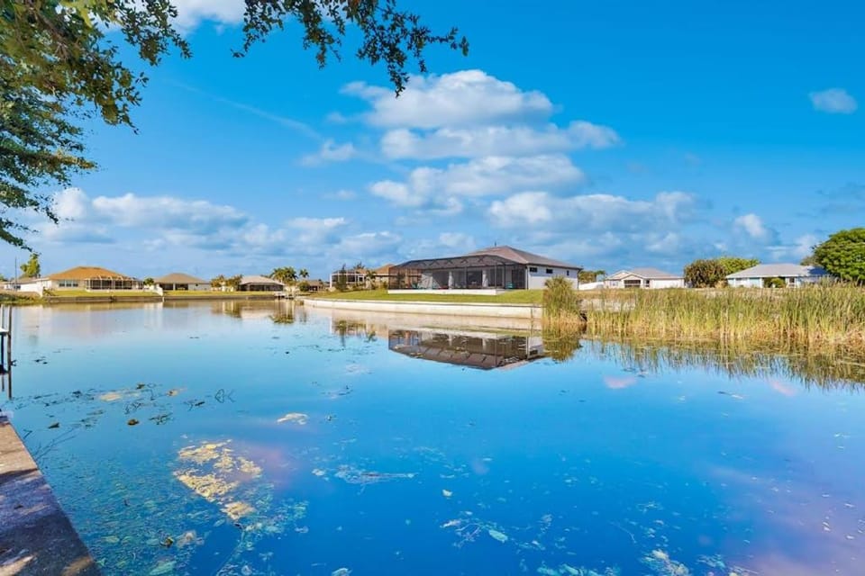 Sea Bird's Hideaway House in Cape Coral