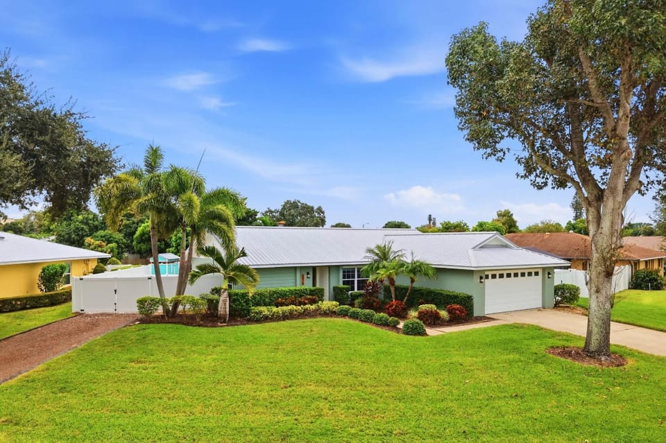 Captain America Dream House in Bradenton