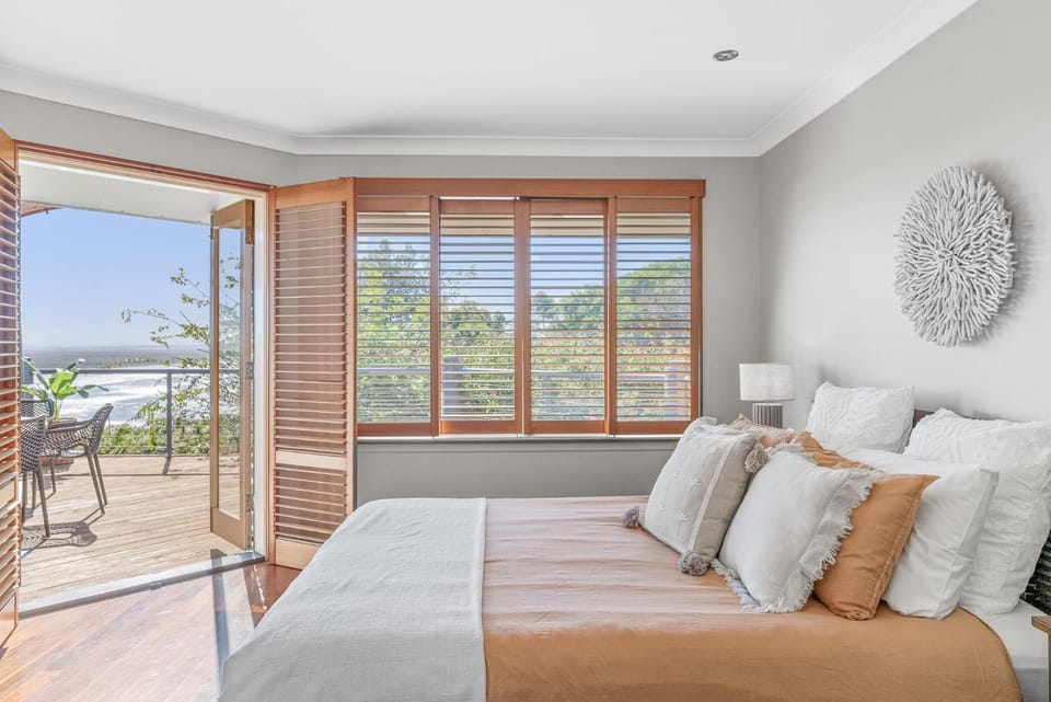 Bed, View (from property/room), Bedroom