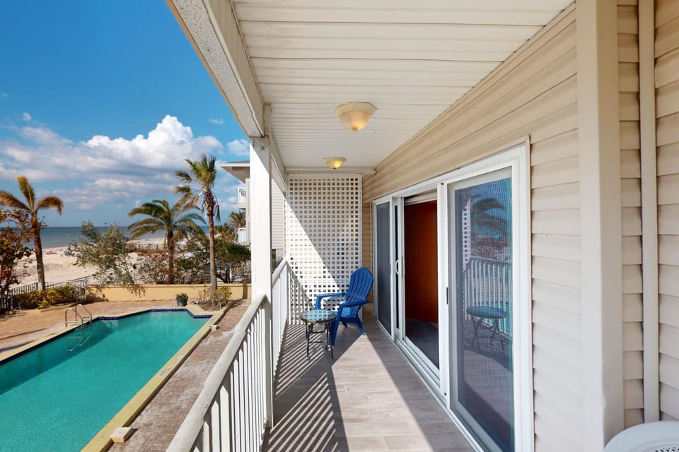Sunset Paradise #10 House in Indian Rocks Beach