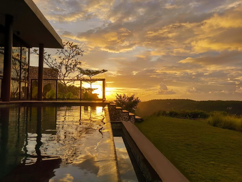 Day, Natural landscape, Mountain view, Pool view, Swimming pool, Sunrise, Sunset