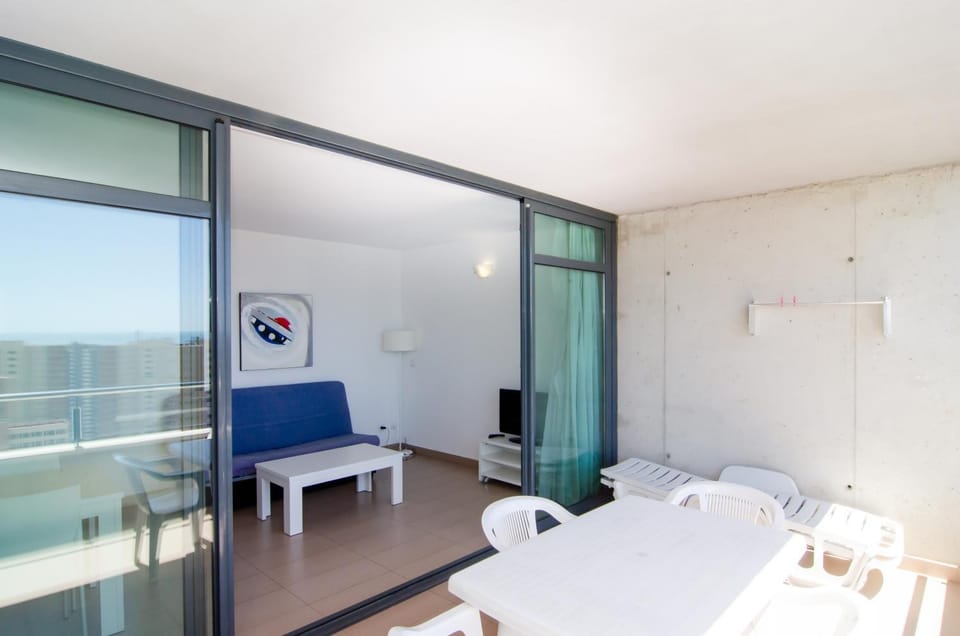TV and multimedia, Balcony/Terrace, Living room