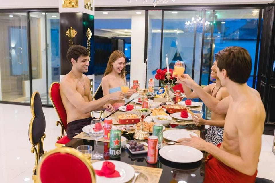 Exquisite Pool Villa K - Pattaya 6BD Pool Villa Villa in Pattaya City