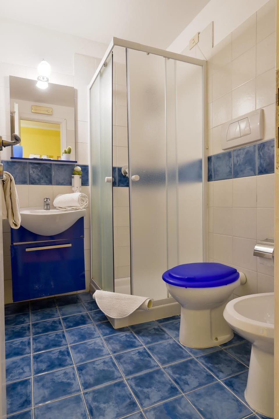 Toilet, Bathroom, Other, Area and facilities