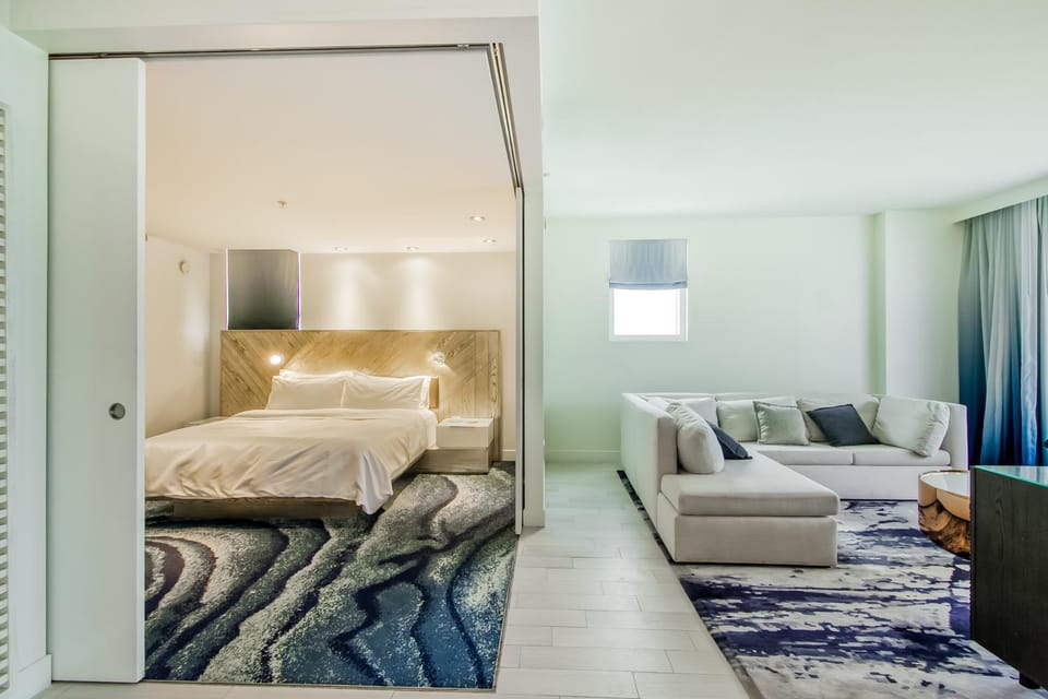 The Residency at Fort Lauderdale Apartment in Fort Lauderdale