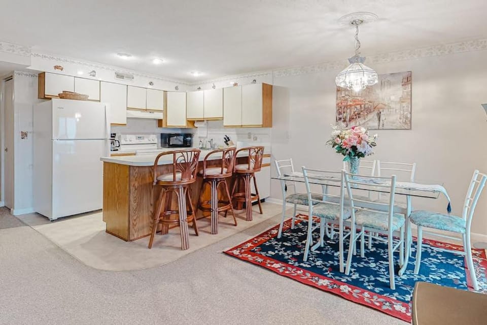 Sunchaser 305 House in Ocean City