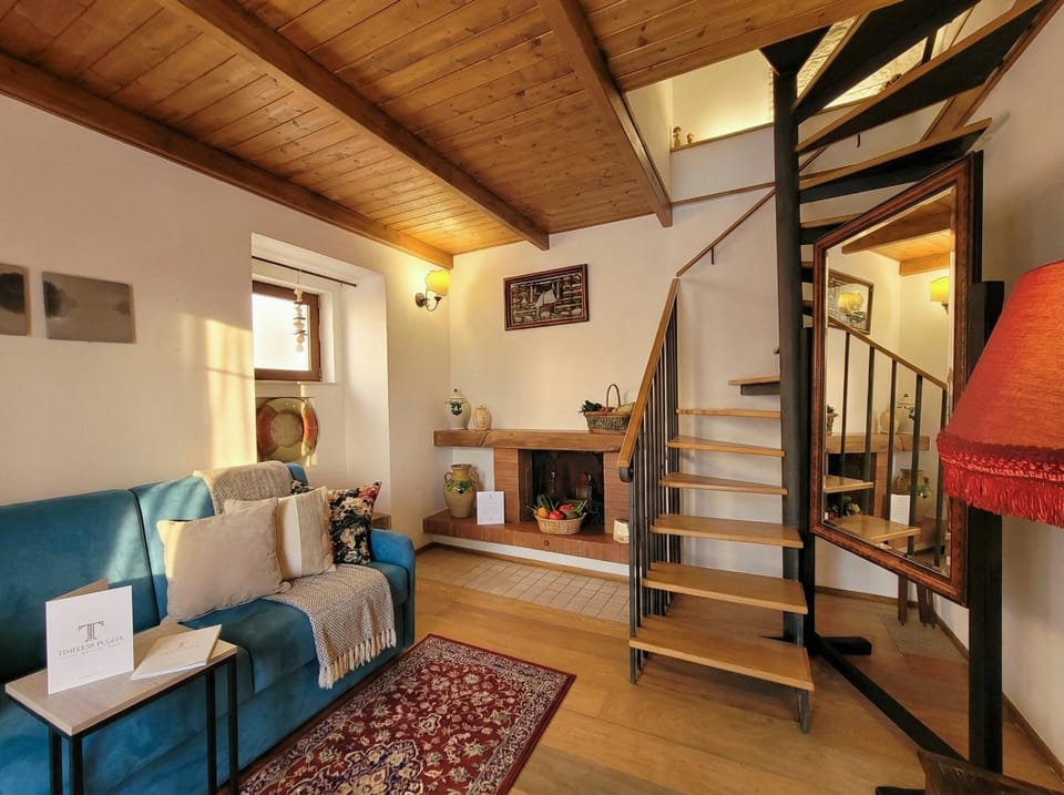 Tatiana - Historic Home with Private Rooftop Terrace House in Bari