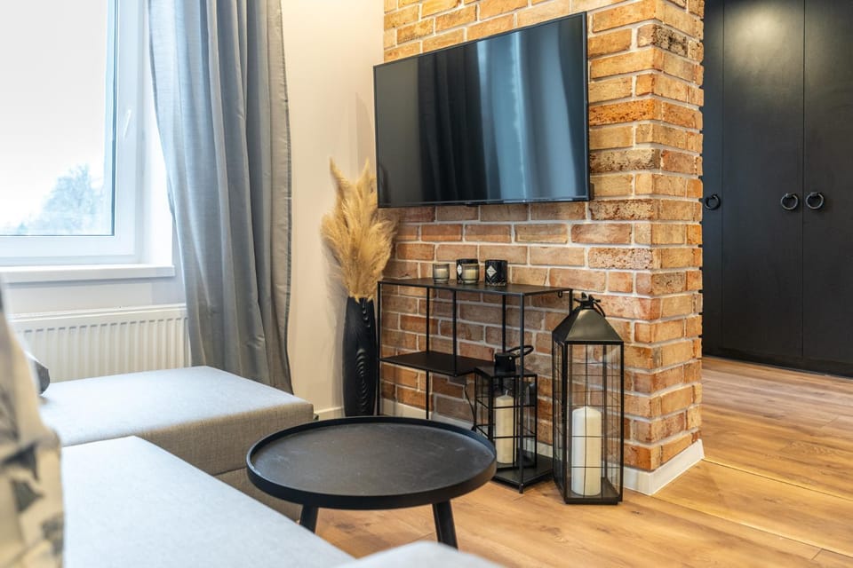 TV and multimedia, Seating area