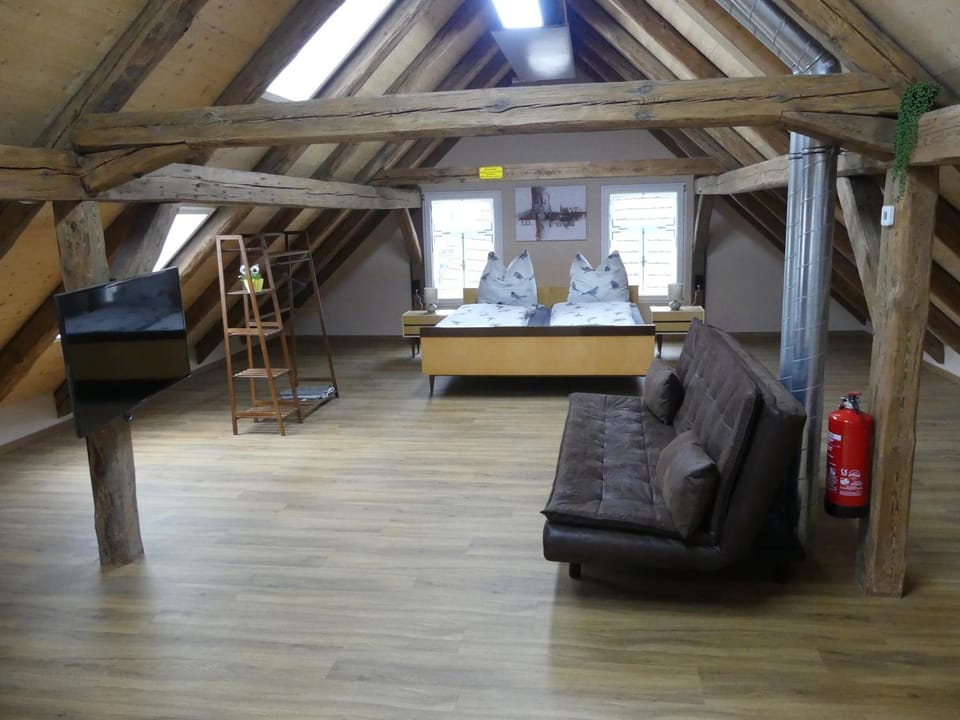 Seating area, Bedroom
