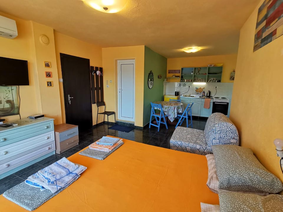 Living room, Bedroom
