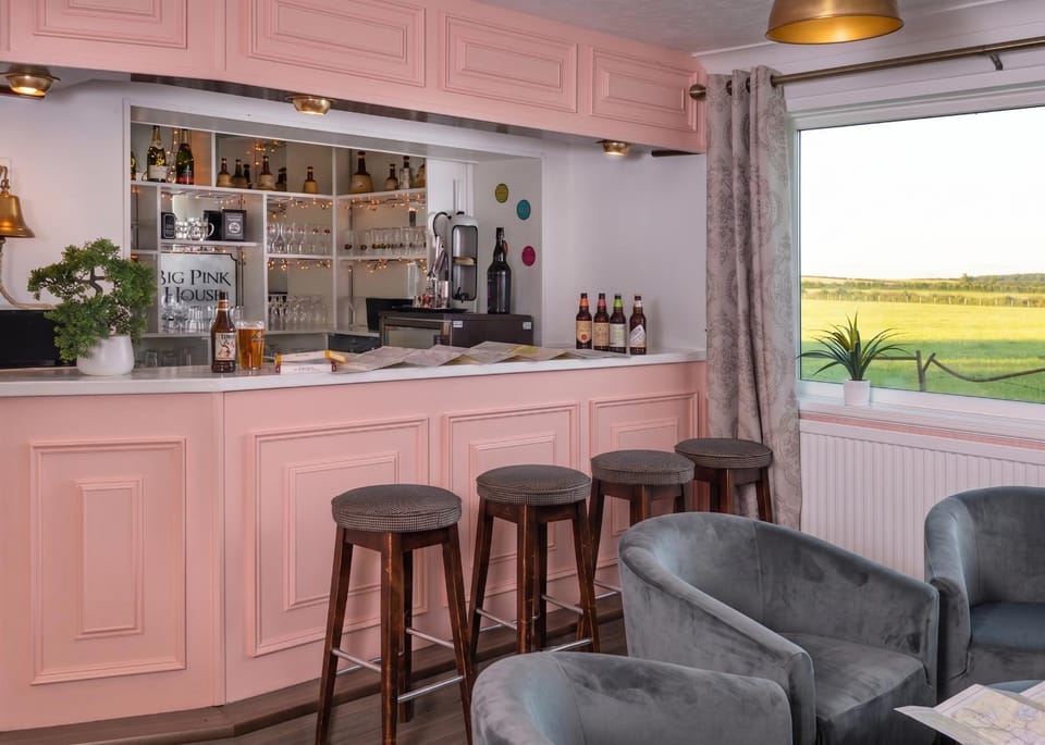 Lounge or bar