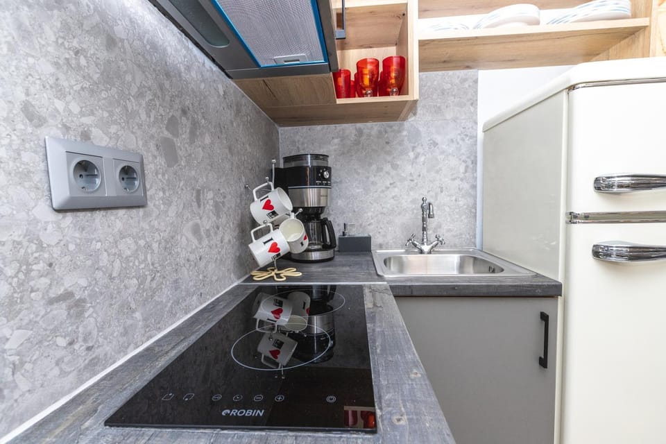Coffee/tea facilities, Kitchen or kitchenette