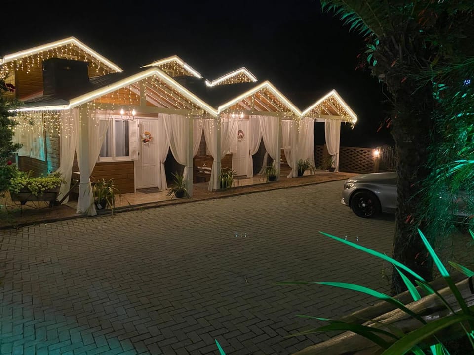 Chales Spa Exclusive - Localizado Proximo do Centro Chalet in Canela
